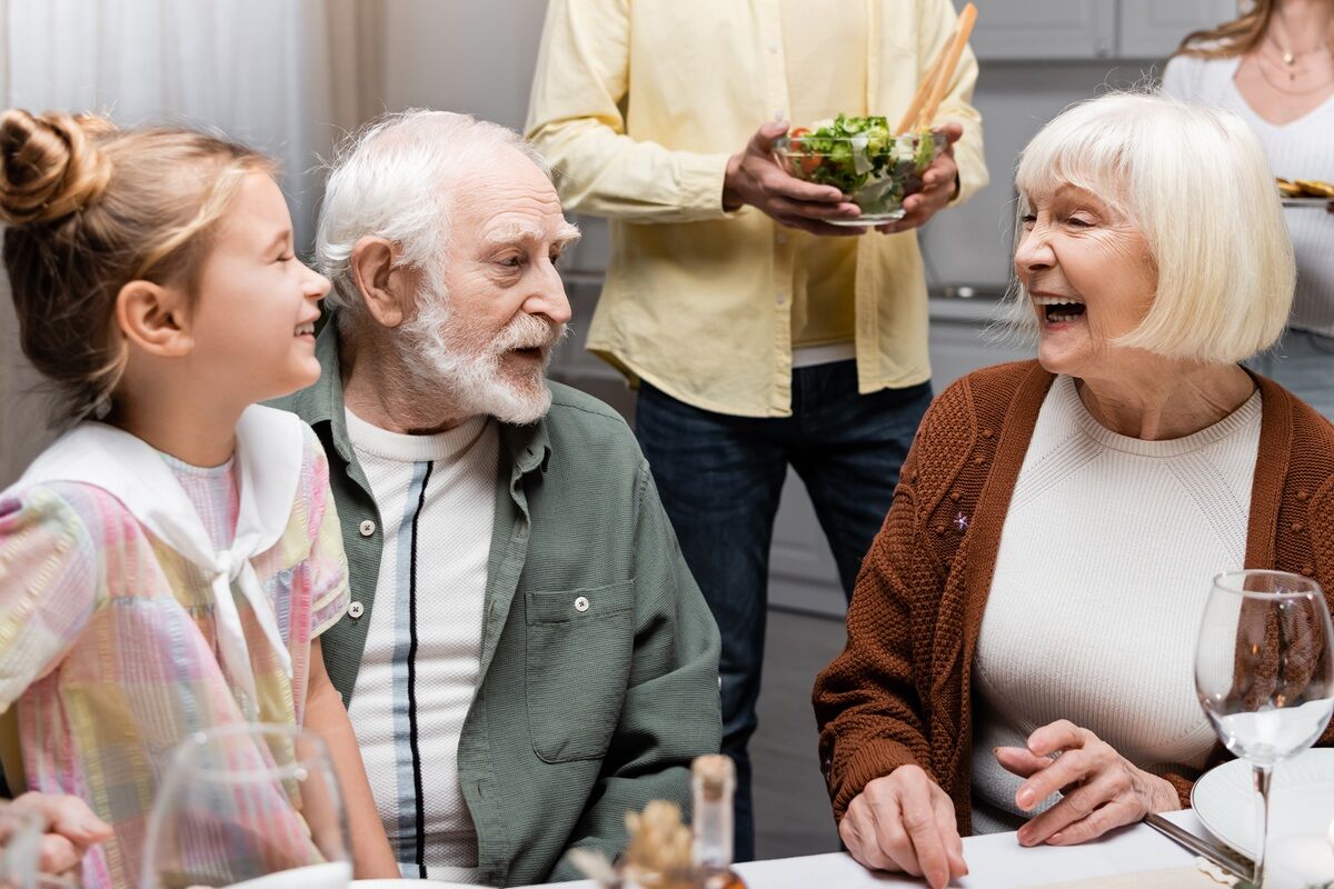 how to know when Alzheimer's care is needed